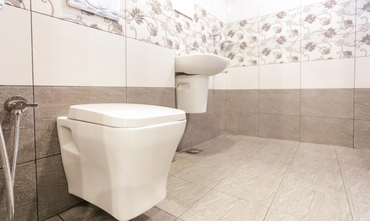 Treebo Trend Cmks Gulmohar Suites Kochi Extérieur photo